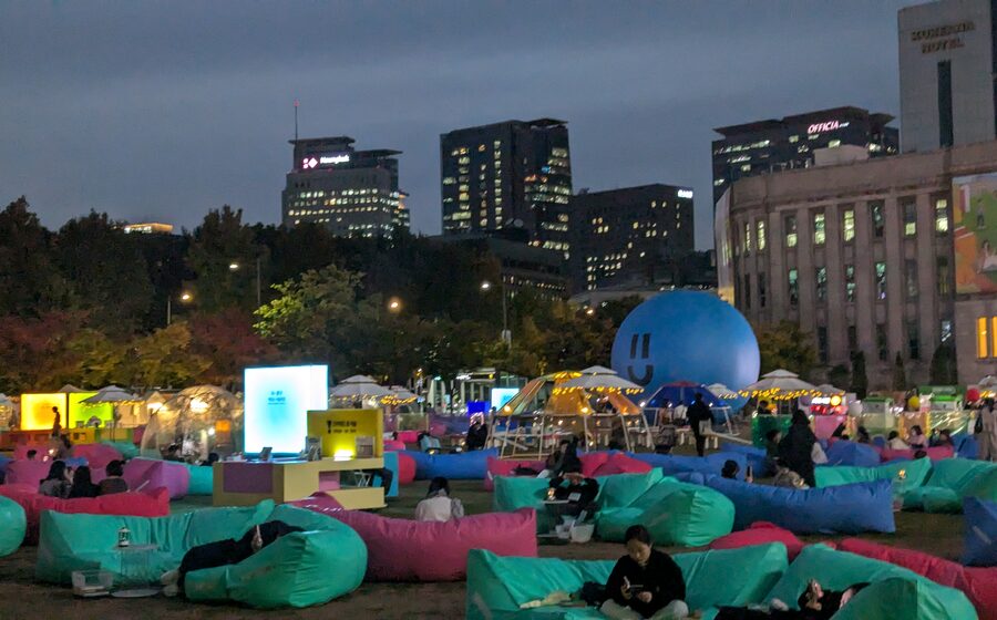 Seoul Outdoor Library in Seoul Special City